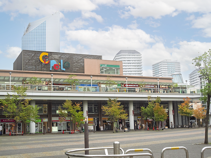 川口駅前広場の写真